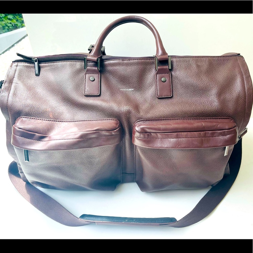Hook & Albert Genuine Leather Weekender Bag